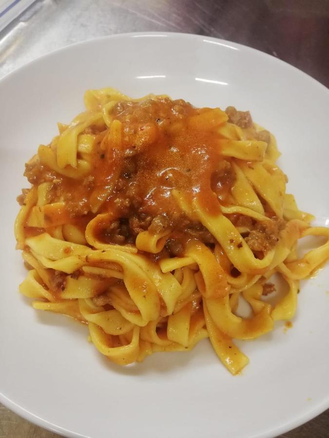 Agriturismo Con Cucina Tipica Nuova Scardua Landhuis